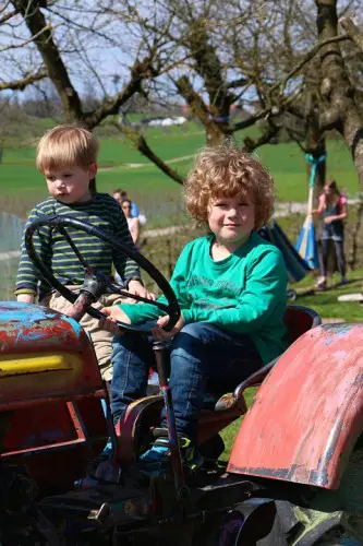 Traktor Kindersitz - Diese Dinge sollten Sie unbedingt wissen!